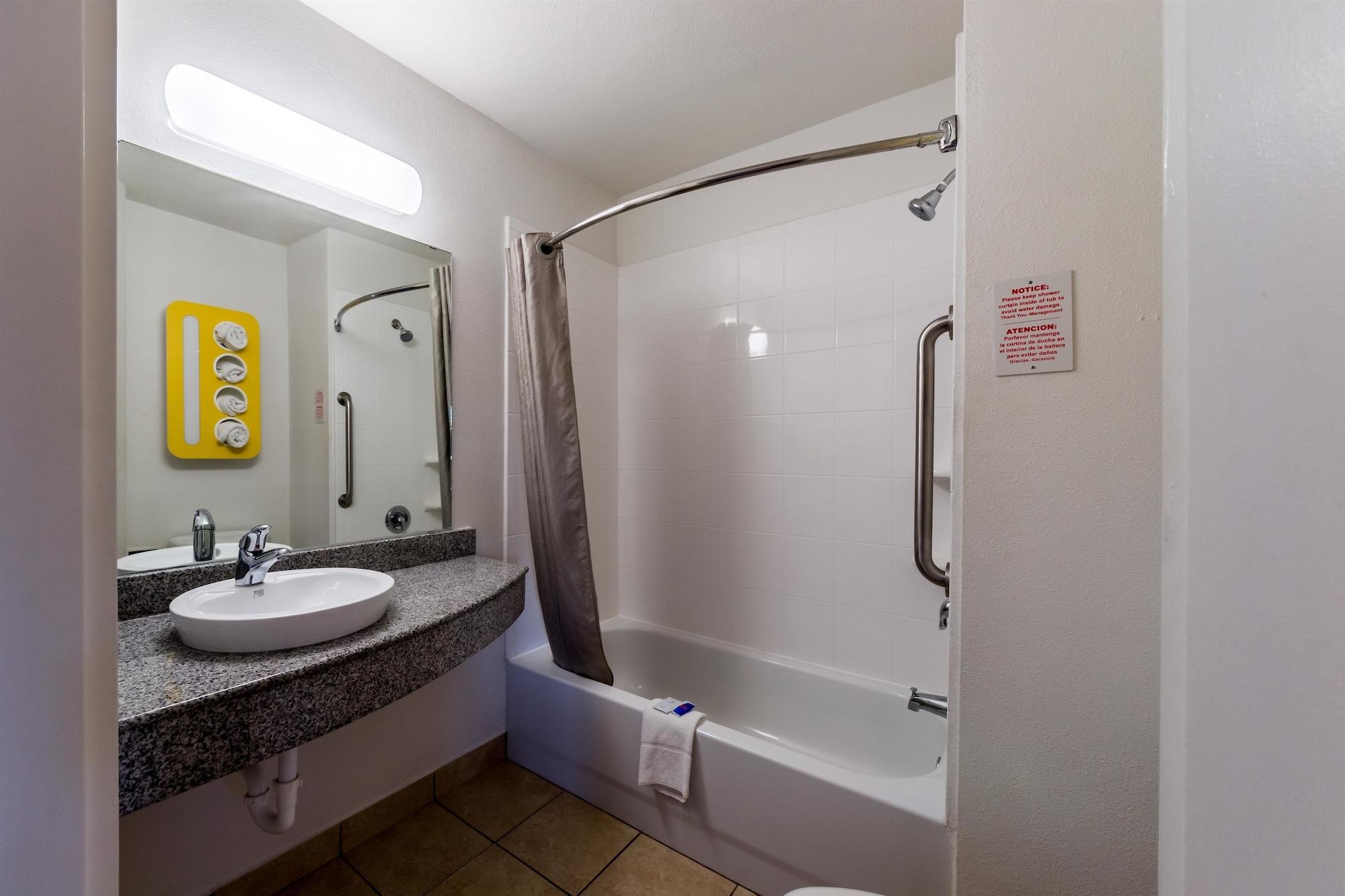 Motel 6-Eagle Pass, Tx - Lakeside Экстерьер фото