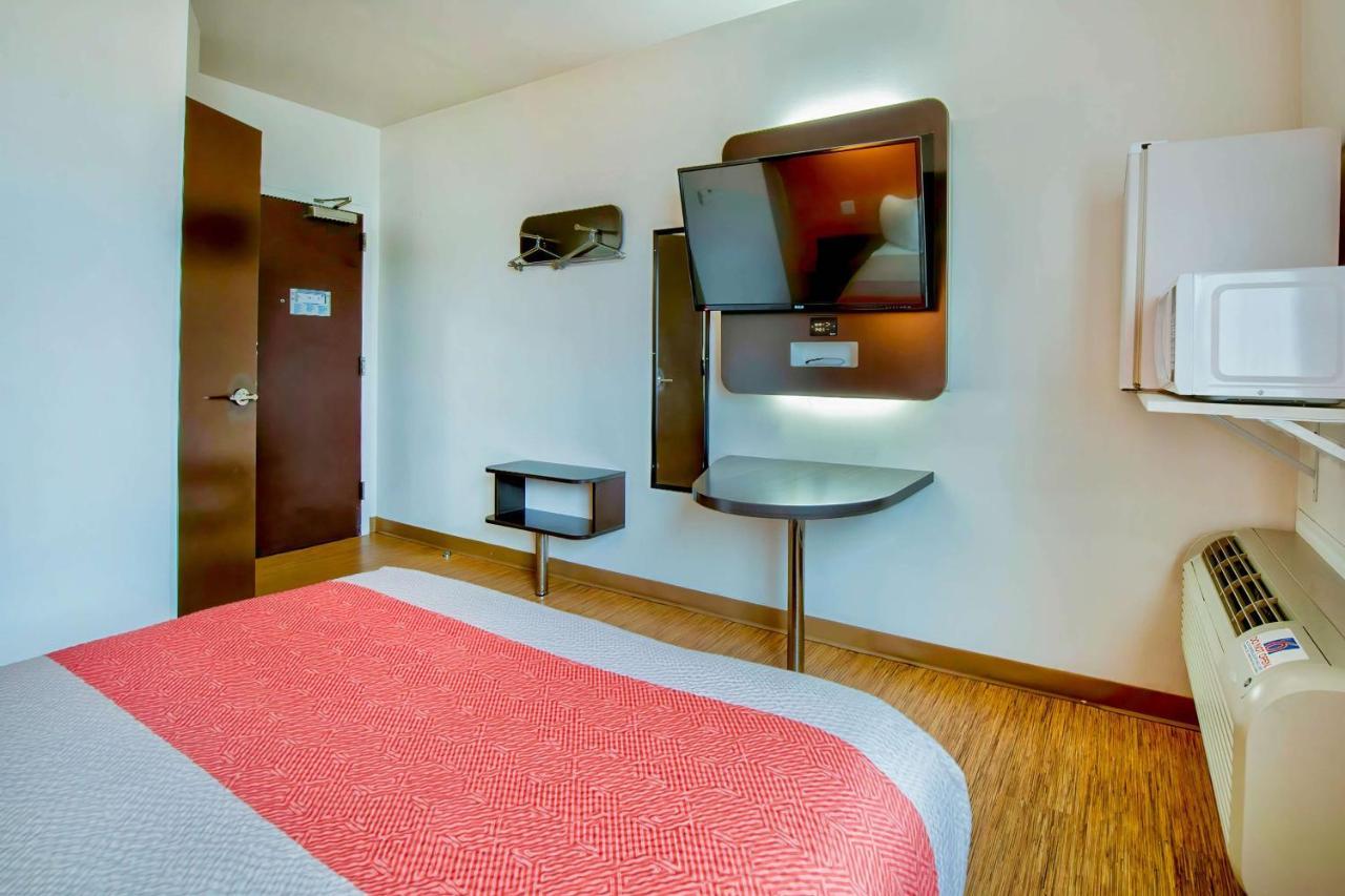 Motel 6-Eagle Pass, Tx - Lakeside Экстерьер фото